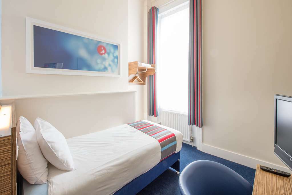 Travelodge London Covent Garden Δωμάτιο φωτογραφία